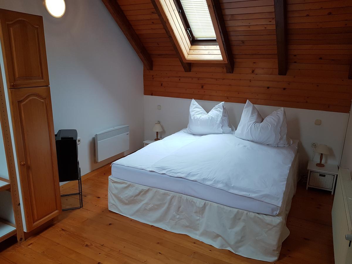Pr'Simi Bed & Breakfast Golnik Dış mekan fotoğraf